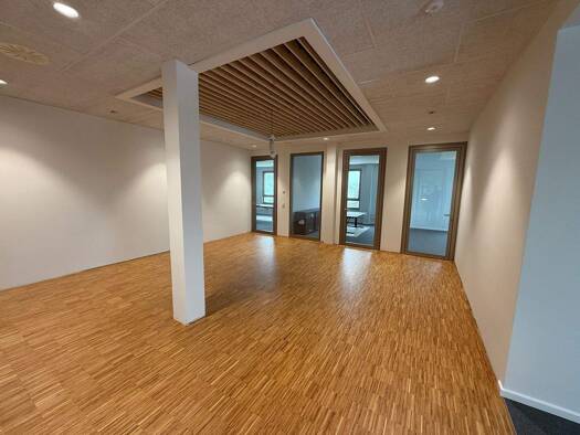 Bürofläche zur Miete - Erstbezug provisionsfrei 14 € 10 Zimmer 300 m² Bürofläche teilbar ab 300 m² Selmsdorf 23923