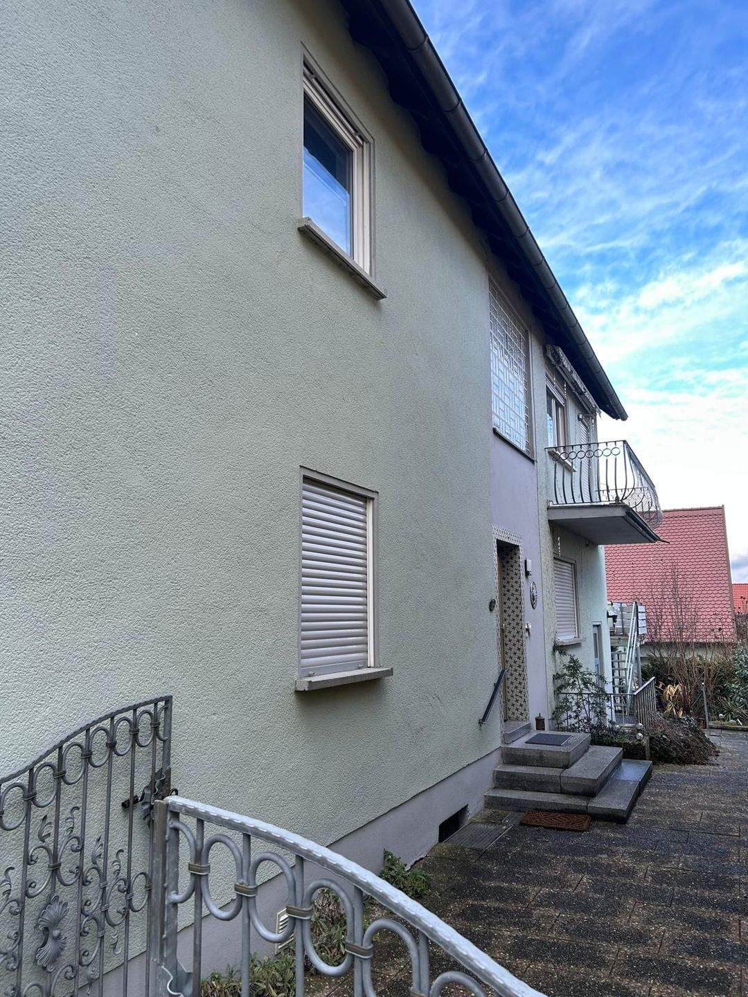 Immobilie in Ornbau - SONDERVERKAUF!!! Schönes gemütliches Zweifamilienhaus - Bild 2