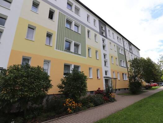 Wohnung zur Miete 336 € 3 Zimmer 58 m² 3. Geschoss frei ab sofort Albert-Schweitzer-Straße 31 Altendorf Altendorf 09116