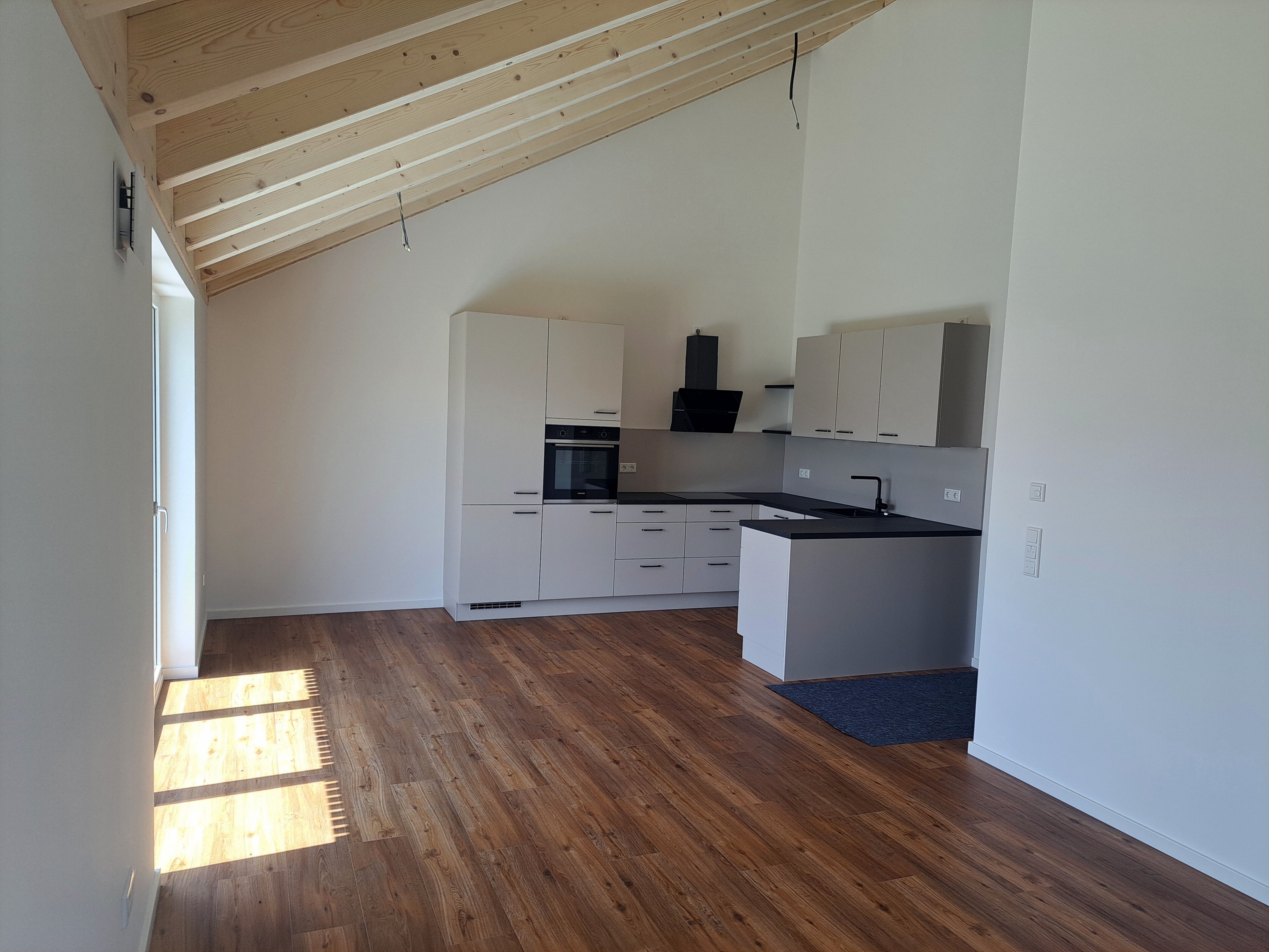 Wohnung zur Miete 860 € 3 Zimmer 81 m²<br/>Wohnfläche ab sofort<br/>Verfügbarkeit Weihersdorf Mühlhausen 92360