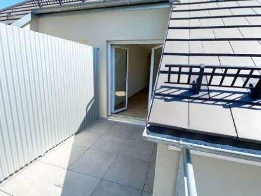 Wohnung zur Miete 2.200 € 4 Zimmer 120 m² Geschoss 4/4 frei ab 15.06.2026 Wiesbaden 65183