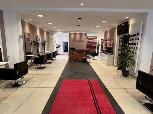 Laden zur Miete provisionsfrei 2.250 € 4 Zimmer 130 m² Verkaufsfläche Königstraße 132 Innenstadt Fürth 90762