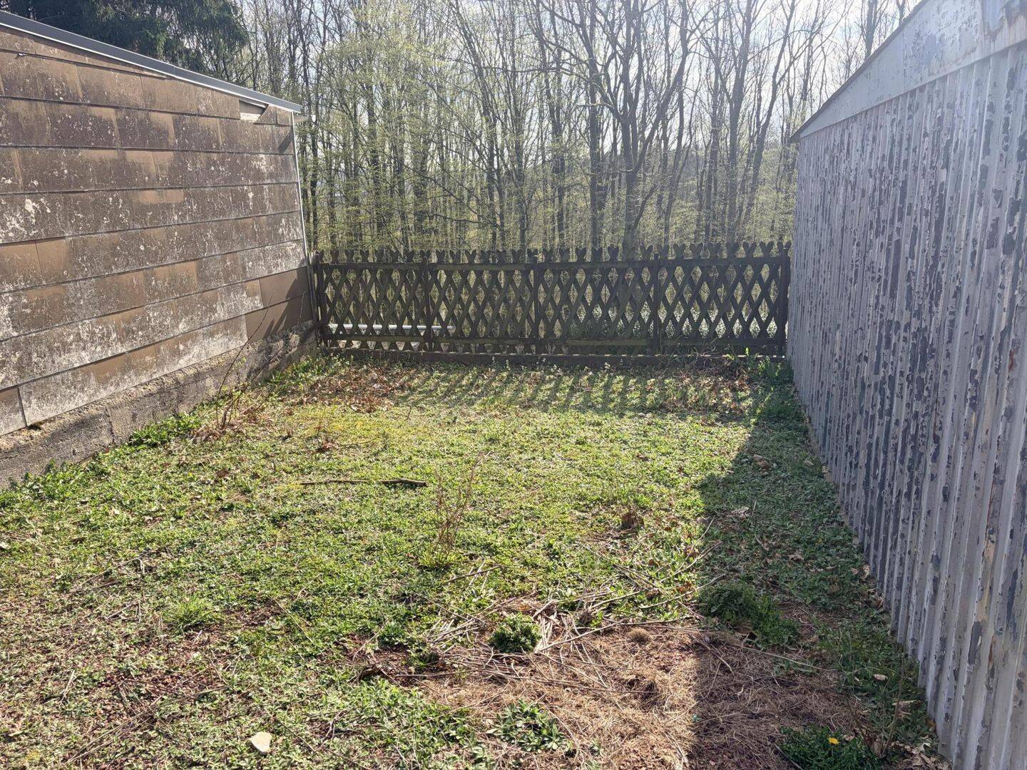 Immobilie in Friedrichsthal - Doppelhaushälfte mit schönem Garten und Garage in ruhiger Lage von Friedrichsthal - Bild 3