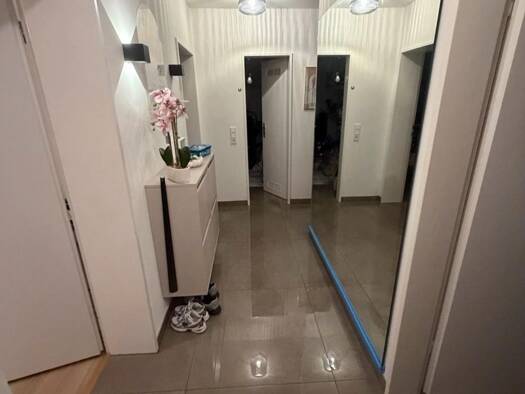 Wohnung zur Miete 1.200 € 3 Zimmer 76 m² Geschoss 3/4 frei ab sofort Nied Frankfurt am Main 65934