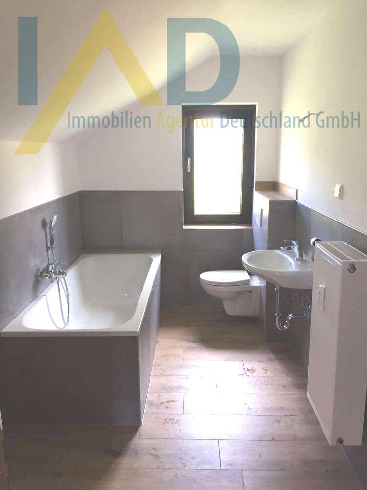 Mehrfamilienhaus zum Kauf 299.900 € 8 Zimmer 280 m²<br/>Wohnfläche 695 m²<br/>Grundstück Hasselbach Waldkappel / Harmuthsachsen 37284