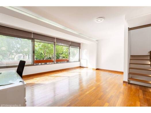 Reihenhaus zum Kauf 1.350.000 € 4 Zimmer 230 m² >Calle Duquesa de Castrejón > Madrid 28033