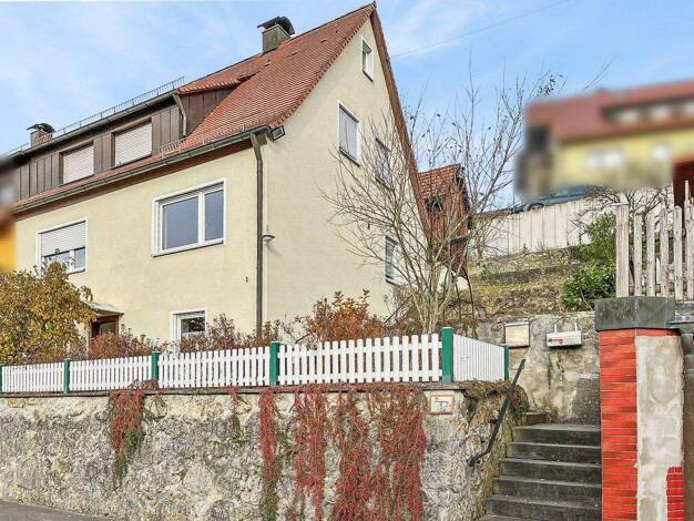 Doppelhaushälfte zum Kauf 225.000 € 8 Zimmer 143,3 m² 360 m² Grundstück Velden 91235