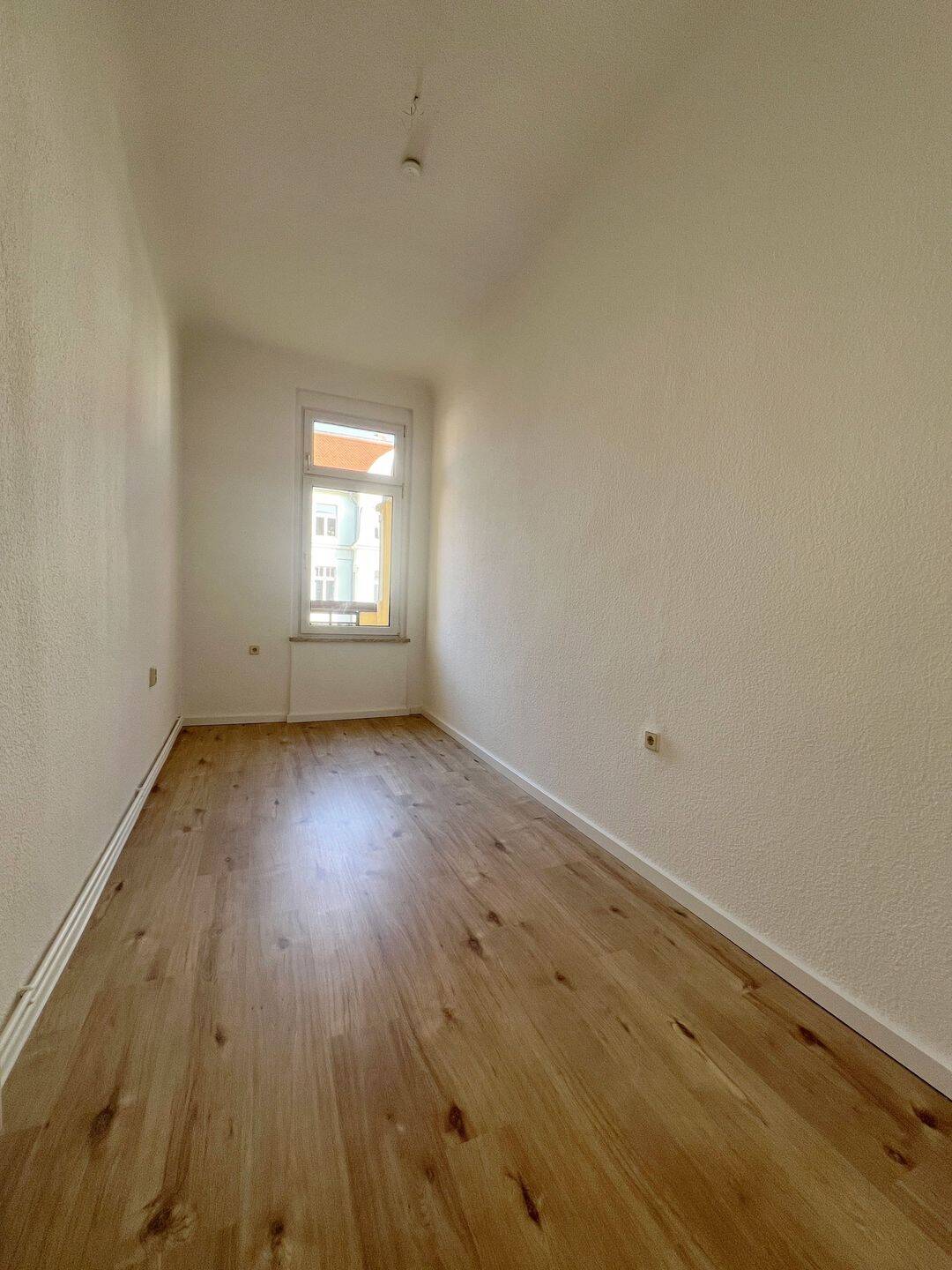 Charmante, großzügige Altbauwohnung im begehrten Stadtfeld Ost – Schillerstr. 31, 39108 Magdeburg – Vorschaubild 4