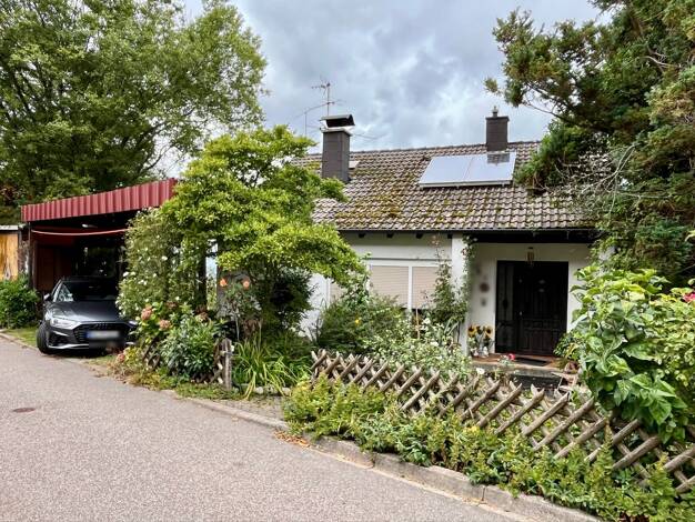 Einfamilienhaus zum Kauf 358.000 € 7 Zimmer 187 m² 596 m² Grundstück Loffenau 76597