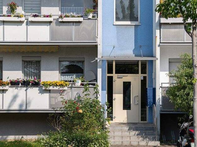 Wohnung zur Miete 643 € 4 Zimmer 77,5 m² 2. Geschoss frei ab 01.02.2026 Senftenberger Str. 2 Prohlis-Süd Dresden 01239