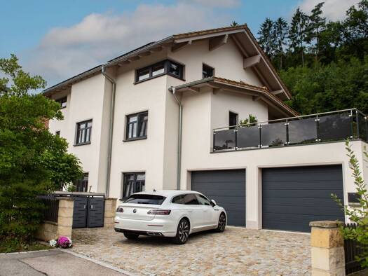 Haus zum Kauf 1.150.000 € 6 Zimmer 265 m² 1.000 m² Grundstück Haidhof Riedenburg 93339