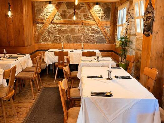 Restaurant zur Miete provisionsfrei 2.100 € 140 m² Gastrofläche Zirndorf 90513