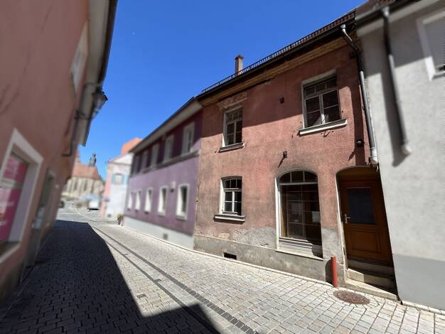 Stadthaus zum Kauf 55.000 € 5 Zimmer 170 m² 70 m² Grundstück Feuchtwangen Feuchtwangen 91555