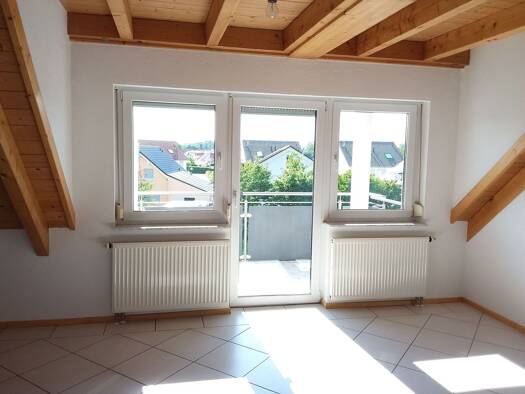Maisonette zur Miete 1.140 € 3 Zimmer 110 m² Geschoss 2/3 frei ab 01.11.2026 Alemannenstraße 21 Riegel 79359