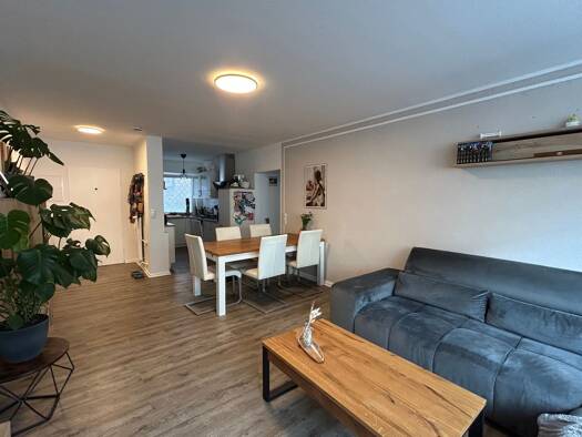 Wohnung zur Miete 748 € 3 Zimmer 74 m² Geschoss 1/4 frei ab 01.10.2026 Stadtgebiet Wolfenbüttel 38300