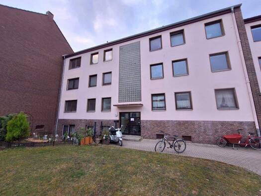 Wohnung zur Miete 350 € 1 Zimmer 42 m² EG Uetzer Strasse 92 Burgdorf 31303