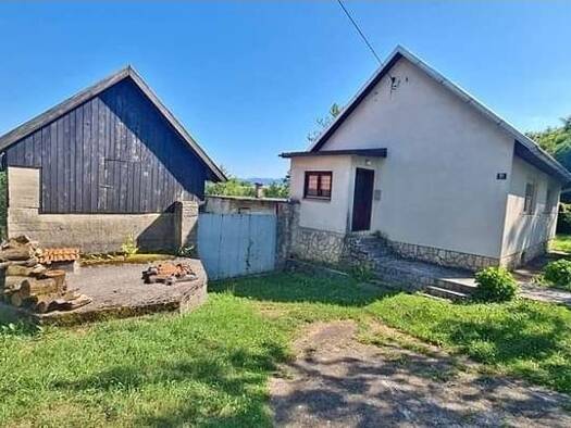 Haus zum Kauf 67.500 € 2 Zimmer 110 m² 1.350 m² Grundstück Ogulin