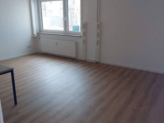 WG-Zimmer zur Miete 560 € 24 m² Geschoss 1/4 frei ab 01.01.2027 Erlangen-Ost Erlangen 91052