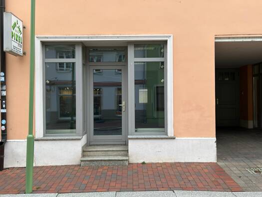 Bürofläche zur Miete 385 € 1 Zimmer 70 m² Bürofläche Unterbaustraße 4 Altentreptow Altentreptow 17087