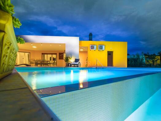 Einfamilienhaus zum Kauf 470.000 € 4 Zimmer 1.000 m² Grundstück Svetvinčenat 52342