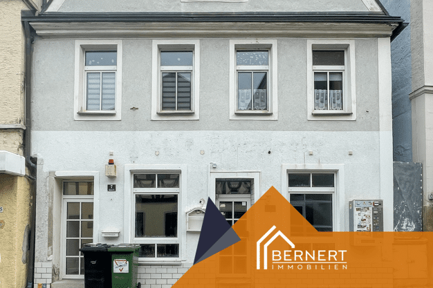 Wohn- und Geschäftshaus zum Kauf als Kapitalanlage geeignet 149.000 € 9 Zimmer 350 m² 240 m² Grundstück Burgkunstadt Burgkunstadt 96224