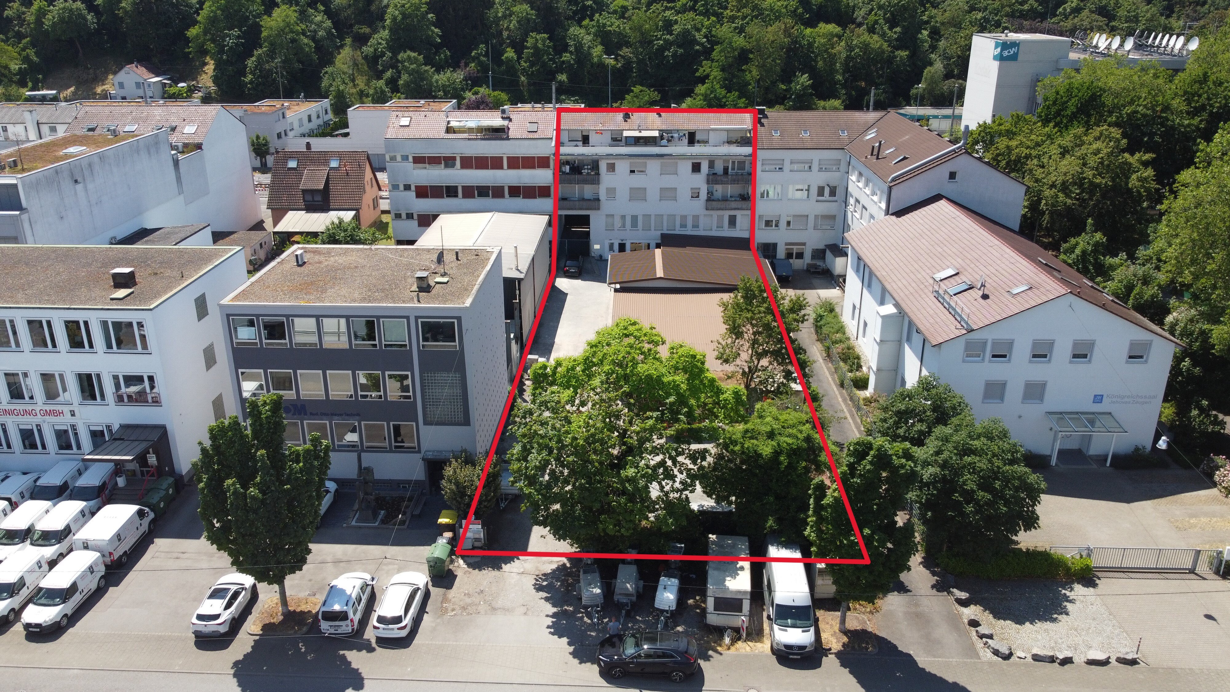 Mehrfamilienhaus zum Kauf 2.700.000 € 28 Zimmer 1.119 m²<br/>Wohnfläche 1.566 m²<br/>Grundstück Wangen Stuttgart 70327