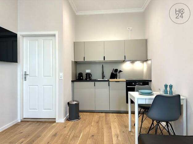 Wohnung zur Miete auf Zeit 950 € 2 Zimmer 43 m² frei ab 04.05.2026 Zentrum-Süd Leipzig 04107