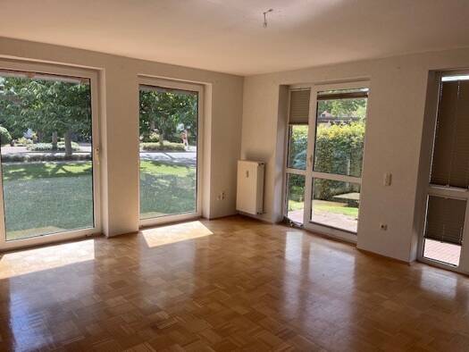 Wohnung zur Miete 590 € 3 Zimmer 76 m² Stadthagen 31655