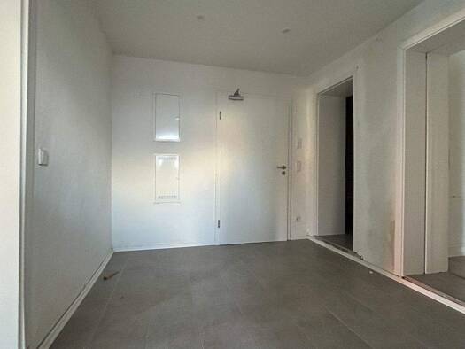 Wohnung zur Miete 665 € 2 Zimmer 80 m² EG frei ab sofort Nennslingen 91790