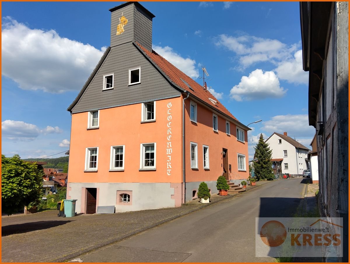 Haus zum Kauf 265.000 € 12 Zimmer 268,8 m²<br/>Wohnfläche 584 m²<br/>Grundstück Marborn Steinau an der Straße / Marborn 36396