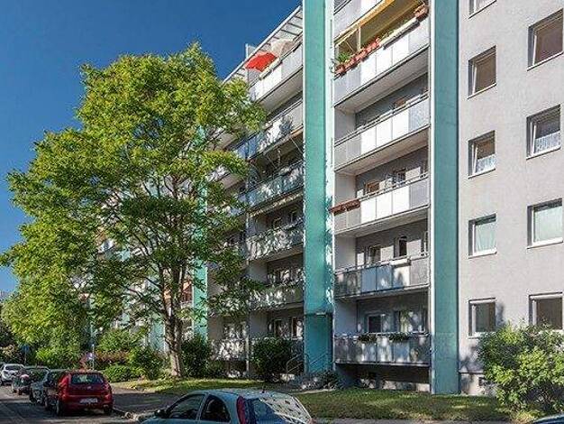 Wohnung zur Miete 514 € 2 Zimmer 49,5 m² 2. Geschoss frei ab 14.02.2026 Finsterwalder Str. 21 Prohlis-Süd Dresden 01239