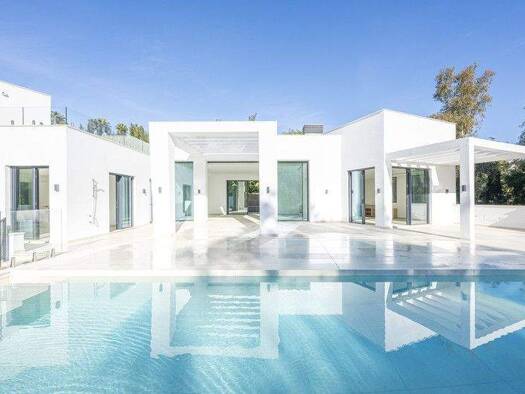 Einfamilienhaus zum Kauf 3.350.000 € 879 m² 1.786 m² Grundstück Sotogrande Alto