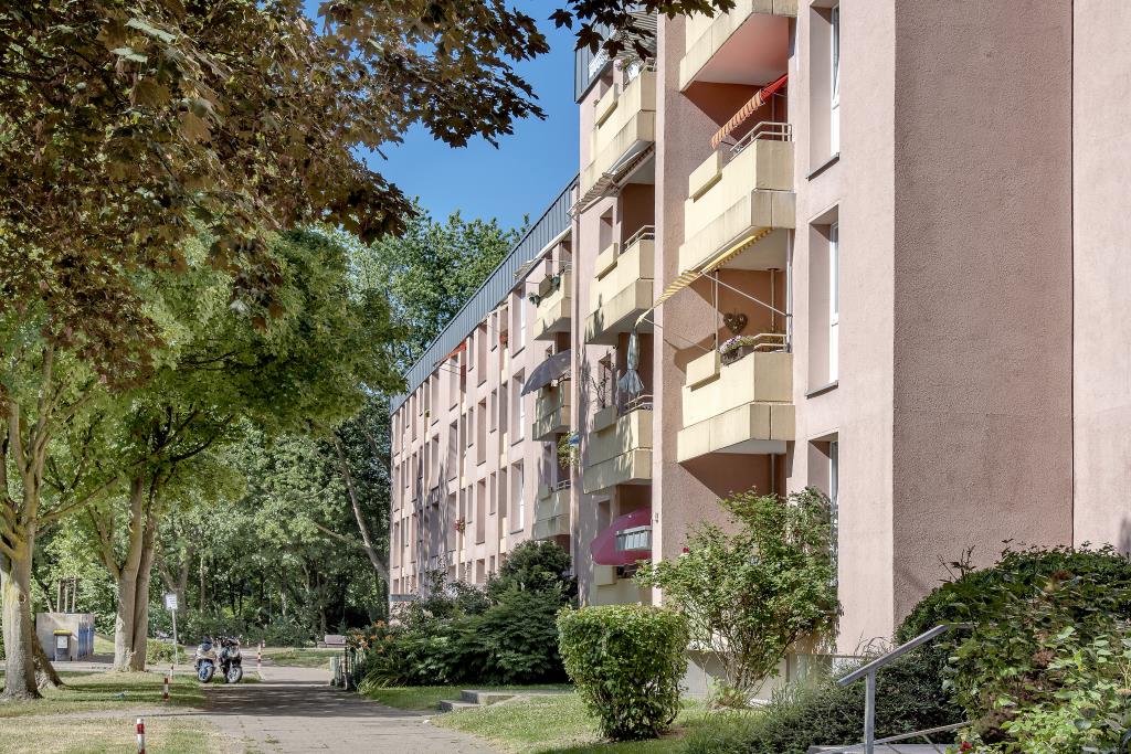 Wohnung zur Miete 430 € 2 Zimmer 56 m²<br/>Wohnfläche 3.<br/>Geschoss 01.11.2024<br/>Verfügbarkeit Hesseweg 1 Scharnhorst - Ost Dortmund 44328