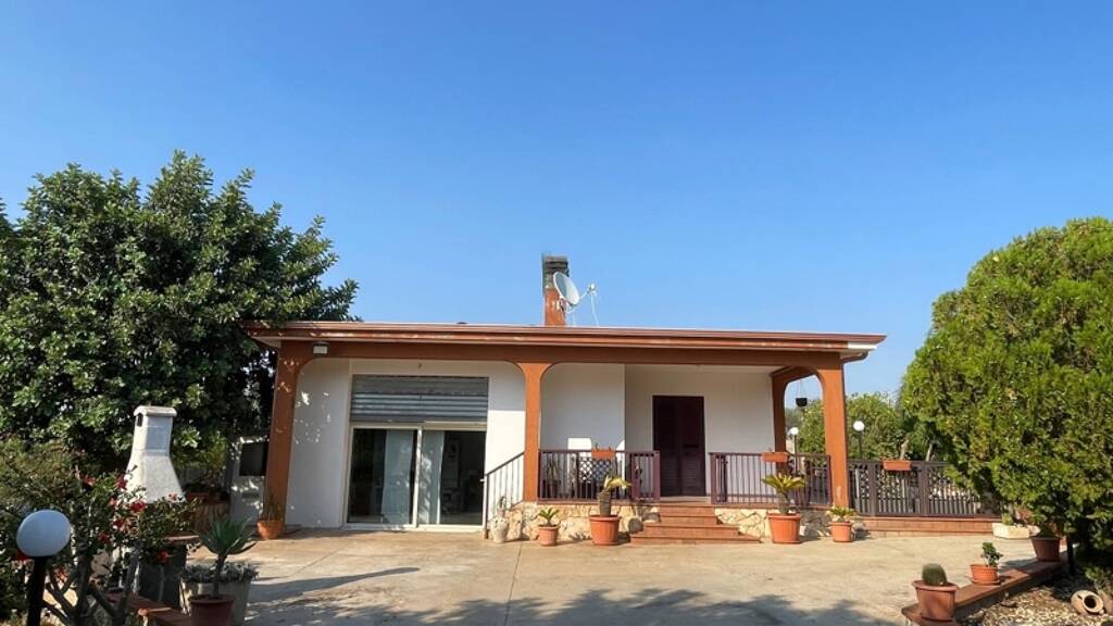 Einfamilienhaus zum Kauf 220.000 € 4 Zimmer 150 m² 2.500 m² Grundstück Santa Croce Camerina Casuzze 97017