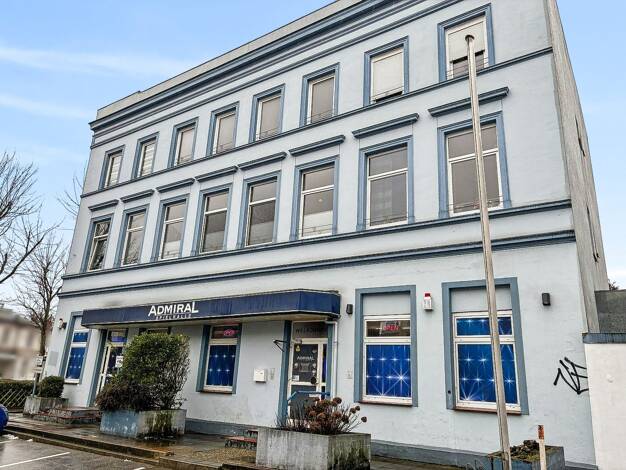 Gewerbeobjekt zum Kauf als Kapitalanlage geeignet 1.490.000 € 990 m² 1.721 m² Grundstück St. Lorenz Süd Lübeck 23558
