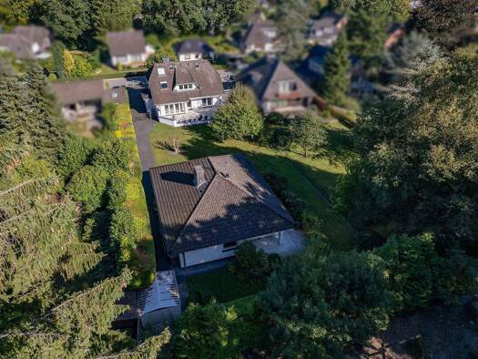 Einfamilienhaus zum Kauf 1.815.000 € 9 Zimmer 292,5 m² 1.525 m² Grundstück Sasel Hamburg 22393