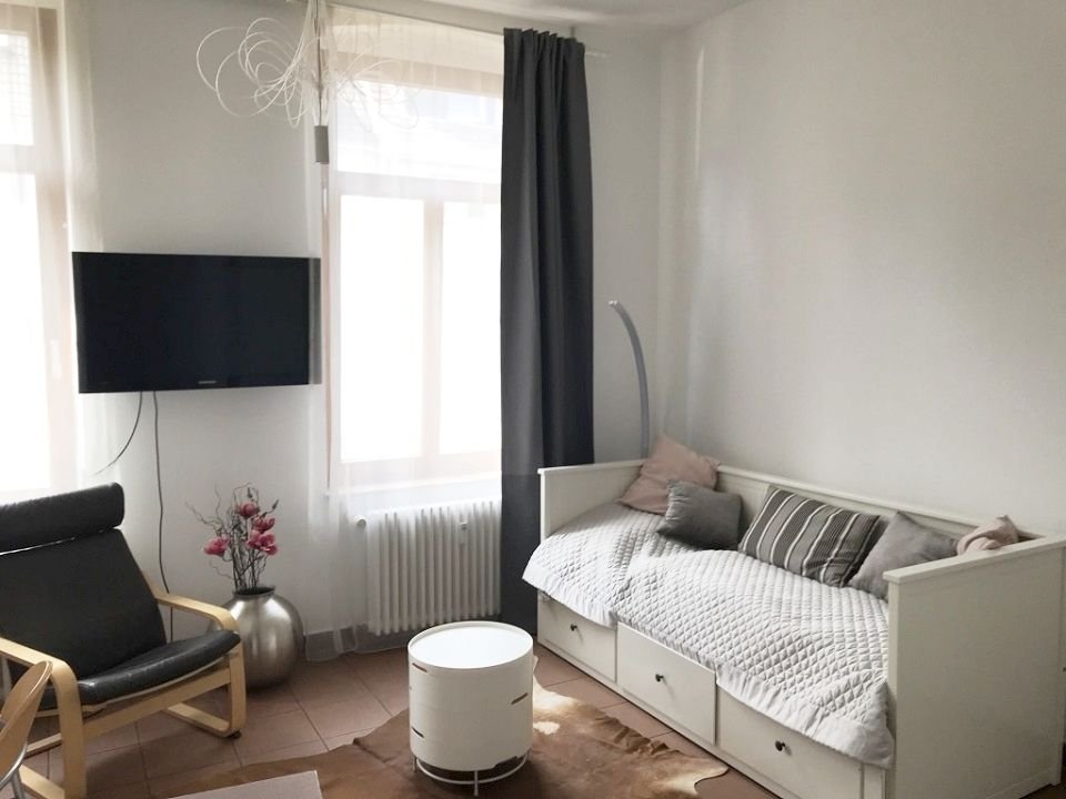 Wohnung zur Miete Wohnen auf Zeit 1.195 € 2 Zimmer 34 m²<br/>Wohnfläche ab sofort<br/>Verfügbarkeit Mülheim Köln 51063