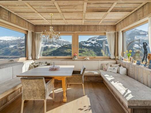 Haus zum Kauf 1.750.000 € 7 Zimmer 248 m² 873 m² Grundstück Hippach 6283