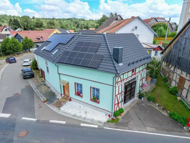 Einfamilienhaus zum Kauf 95.000 € 7 Zimmer 133 m² 393 m² Grundstück frei ab sofort Eishausen Straufhain 98646
