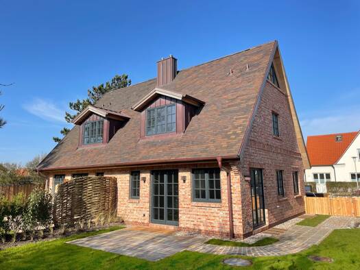 Haus zum Kauf - Erstbezug 2.245.000 € 6 Zimmer 131 m² 523 m² Grundstück frei ab sofort Friesische Str. 22a Westerland Sylt 25980