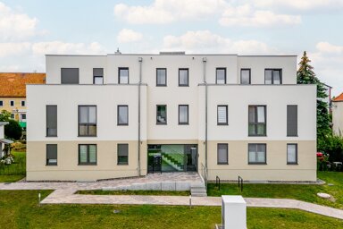 Wohnung zur Miete 600 € 2 Zimmer 55,7 m² frei ab 01.11.2024 Unkersdorfer Straße 1 Kesselsdorf Kesselsdorf 01723