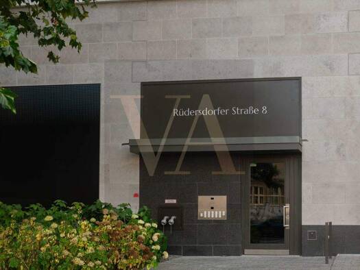 Wohnung zur Miete 2.150 € 3 Zimmer 69 m² 5. Geschoss frei ab sofort Friedrichshain Berlin 10243