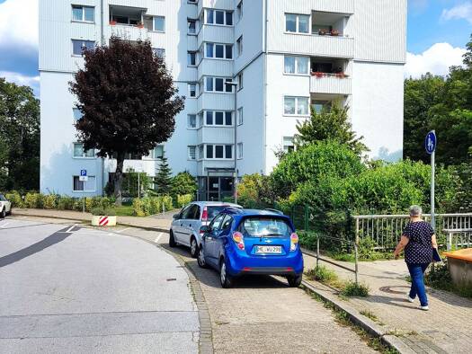 Wohnung zum Kauf provisionsfrei 120.000 € 2 Zimmer 63 m² Geschoss 1/7 Moselstraße 42 Mitte Heiligenhaus 42579