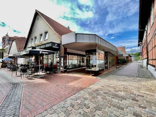 Gewerbeobjekt zum Kauf als Kapitalanlage geeignet 549.000 € 745 m² 887 m² Grundstück Neustadt Neustadt am Rübenberge 31535