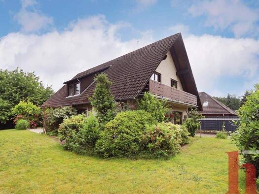 Einfamilienhaus zum Kauf 395.000 € 10 Zimmer 231 m² 900 m² Grundstück Lohne 49393