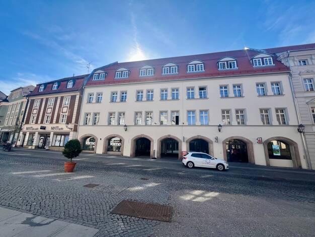 Laden zur Miete provisionsfrei 136,4 m² Verkaufsfläche Bahnhofstraße 12 Amberg Amberg 92224