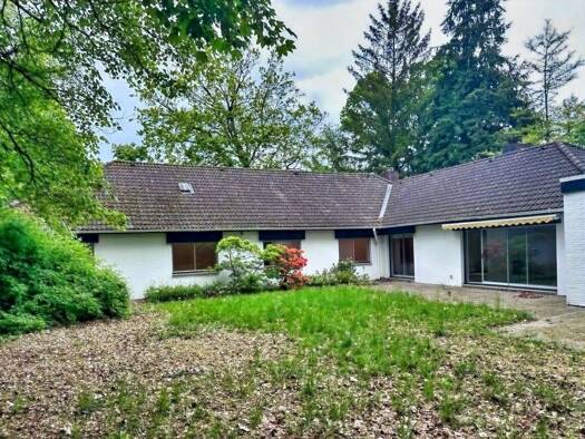 Villa zum Kauf 599.000 € 8 Zimmer 300 m² 1.763 m² Grundstück frei ab sofort Oberneuland Bremen 28355
