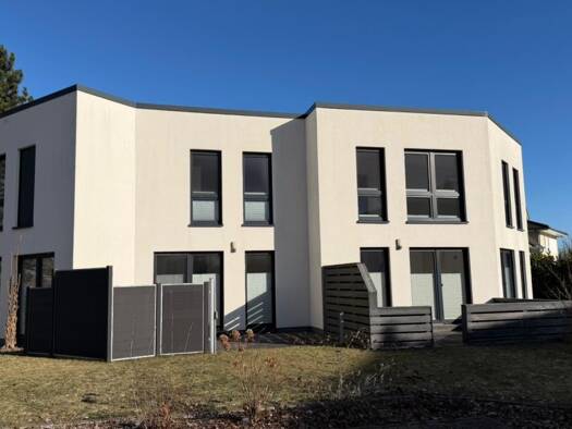 Mehrfamilienhaus zum Kauf 785.000 € 6 Zimmer 180 m² 425 m² Grundstück frei ab sofort Elmenhorst Rostock 18107