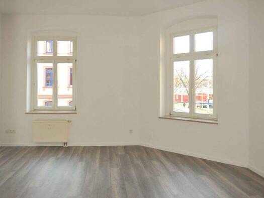 Wohnung zur Miete 330 € 2 Zimmer 48,4 m² 1. Geschoss frei ab sofort Leipziger Straße 30 Innenstadt Zwickau 08056