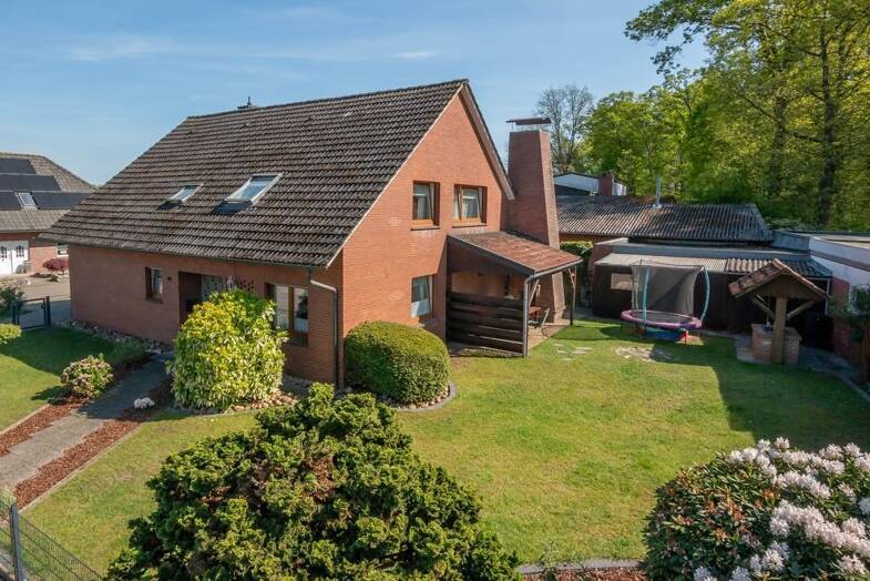 Einfamilienhaus zum Kauf 269.000 € 7 Zimmer 165 m² 675 m² Grundstück Neuenhaus Neuenhaus 49828